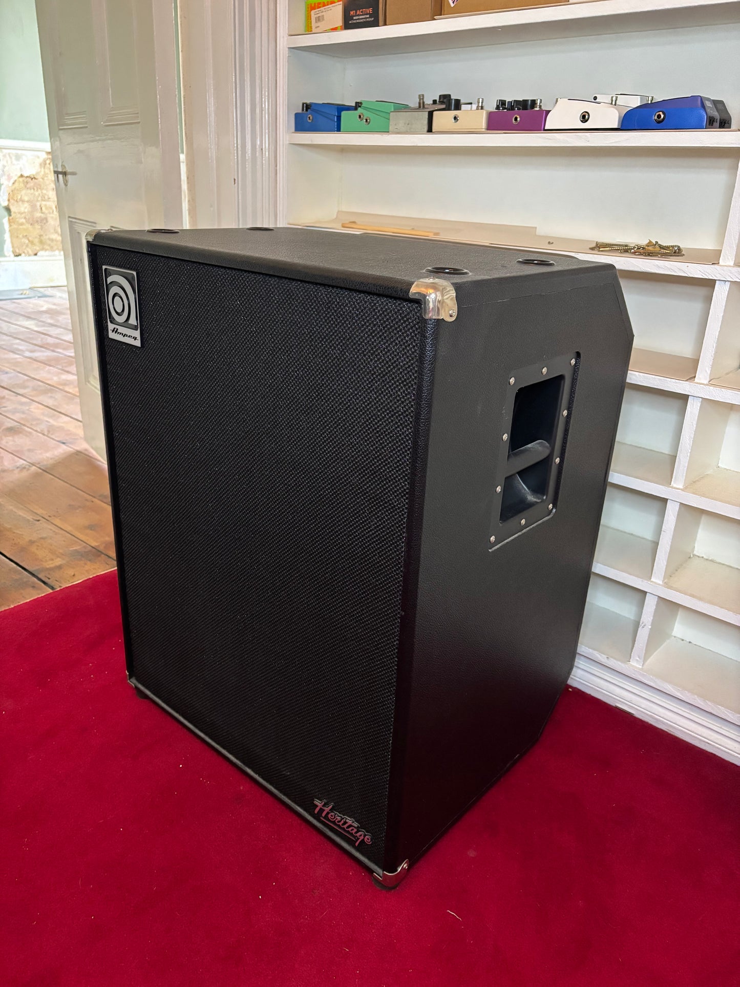 Ampeg SVT-410HLF Heritage Series 500-Watt 4x10" Bass Speaker Cabinet 2010 - Present - Black