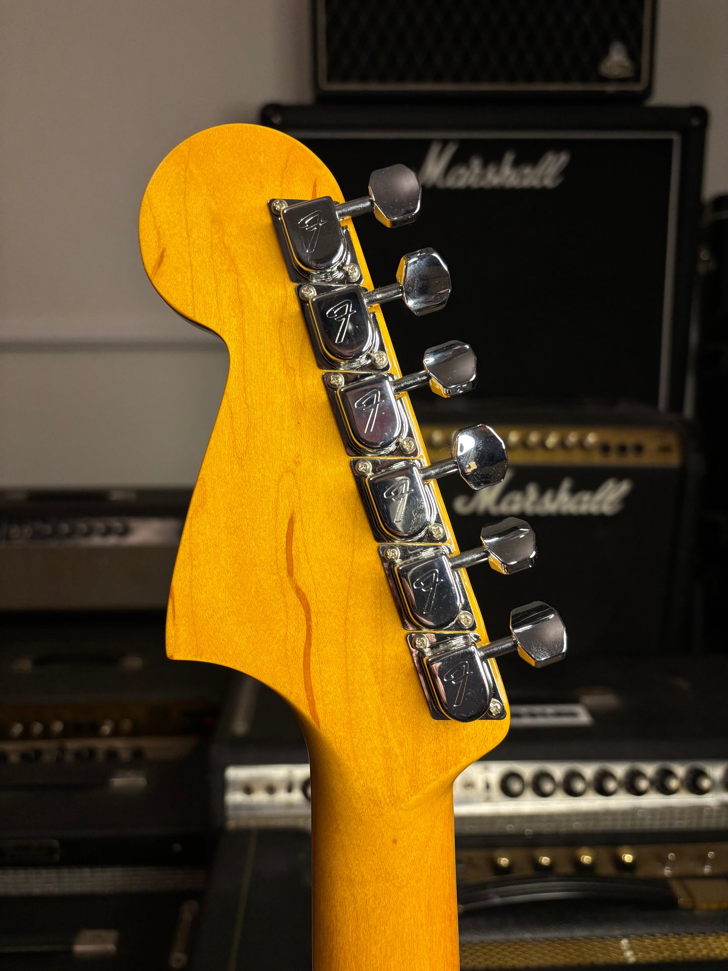 Fender 60th Anniversary Jaguar 2022 Mystic Dakota Red